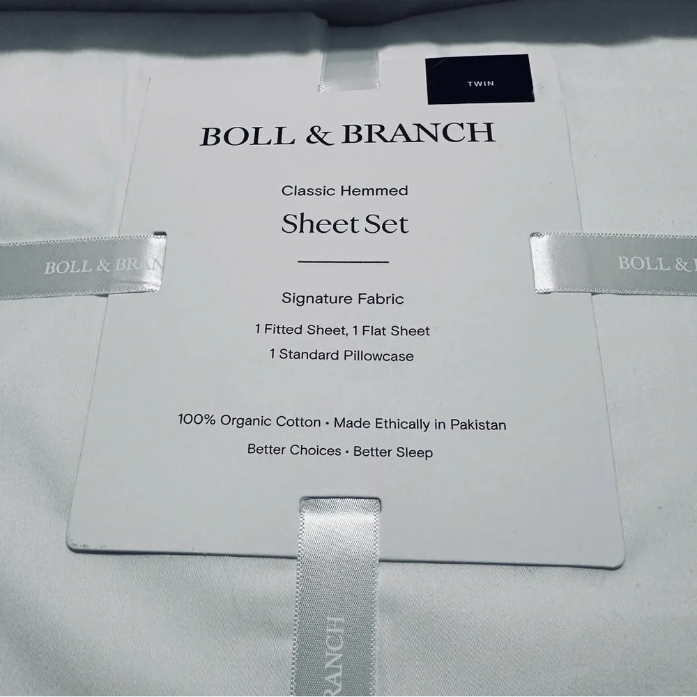 Boll & Branch | Sheet Set | Signature Hemmed Sheet Set in Twin Size